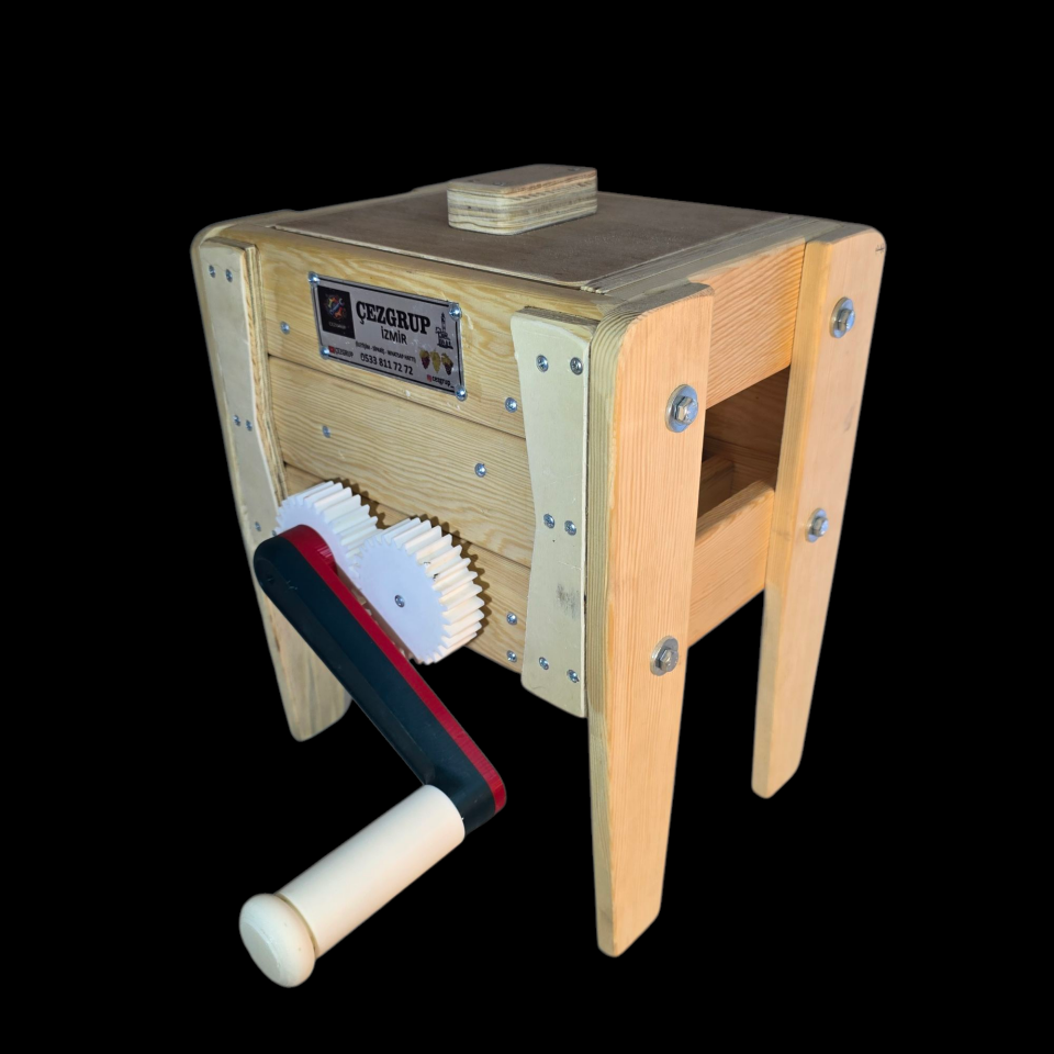 Ayaklı ve Kapaklı Manuel Ahşap Üzüm Ezme-Patlatma Makinesi