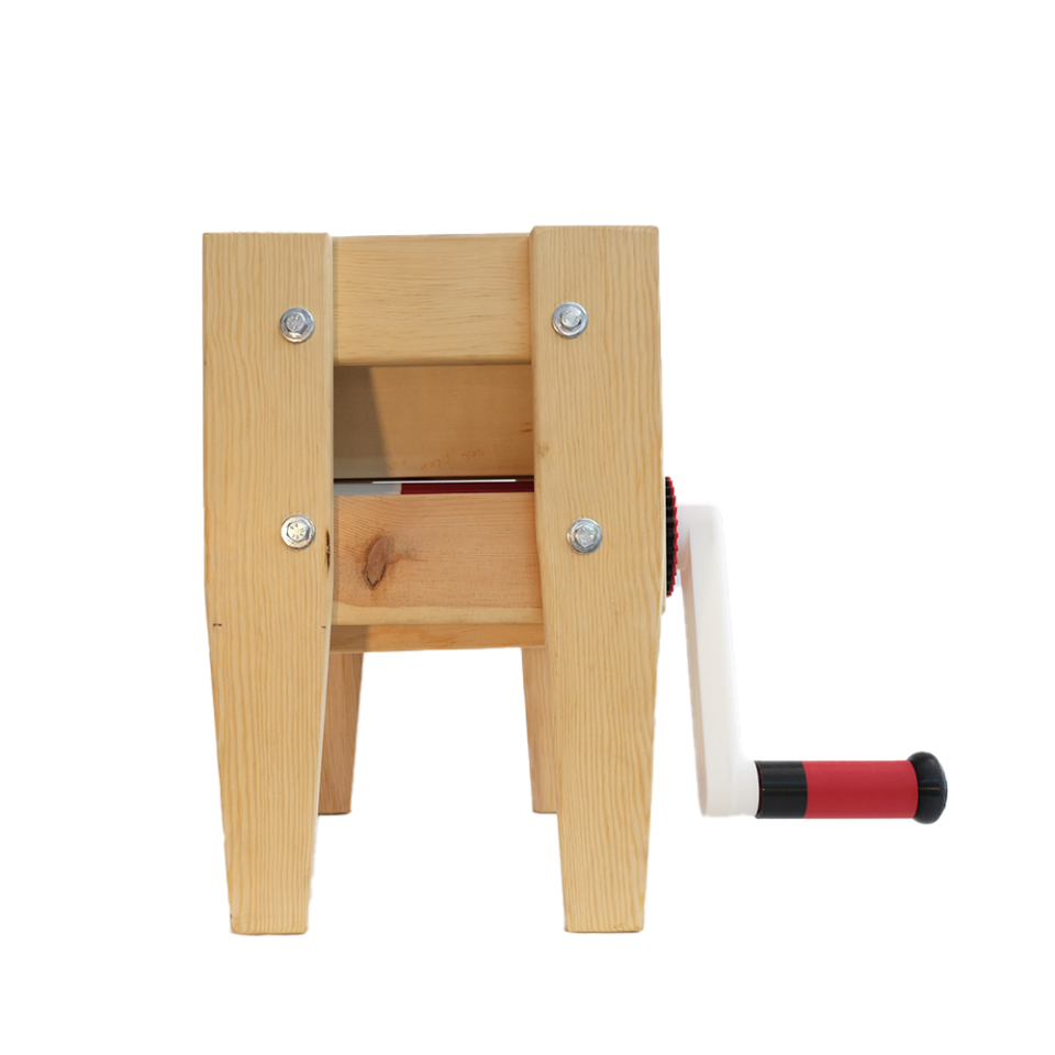 Ayaklı ve Kapaklı Manuel Ahşap Üzüm Ezme-Patlatma Makinesi