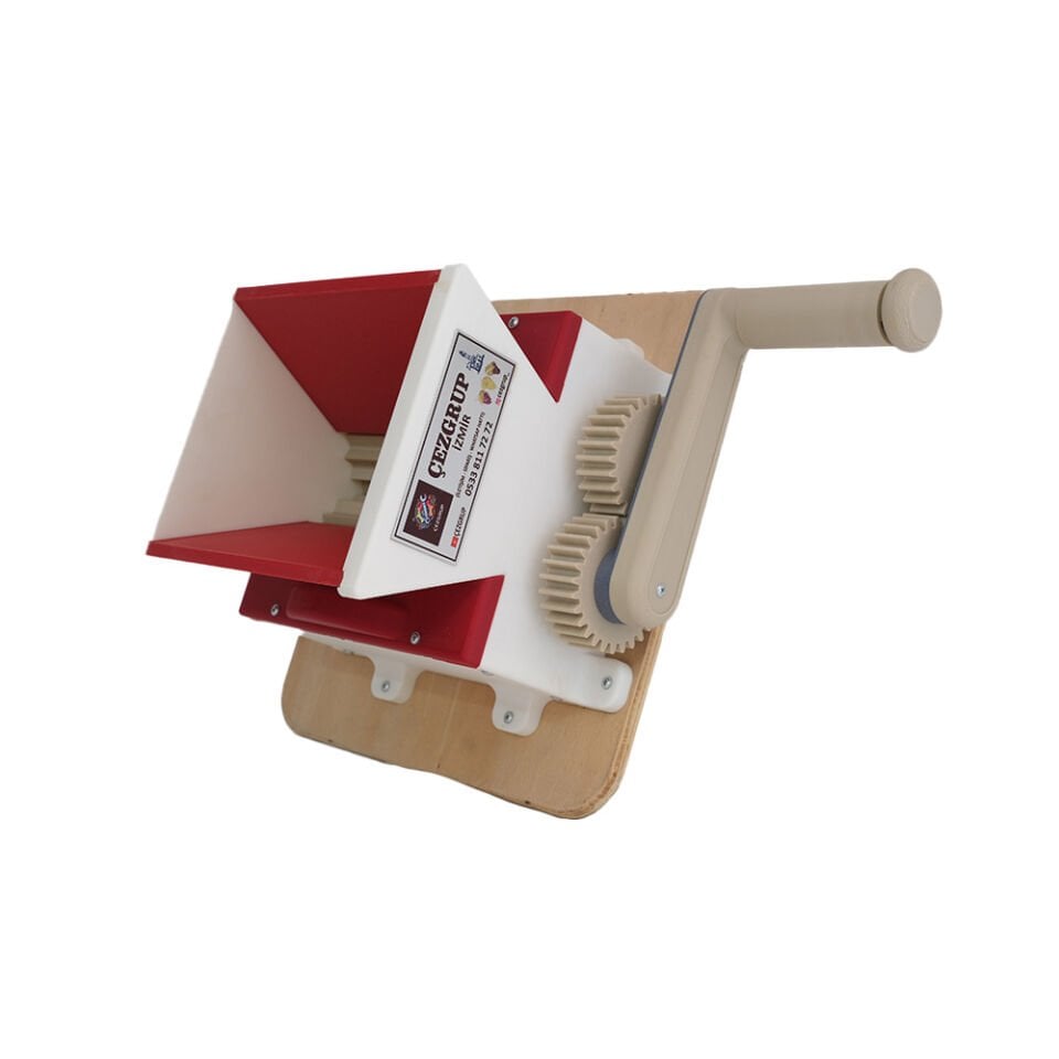 Pla- Ahşap Tabanlı Manuel Üzüm Ezme-Patlatma Makinesi