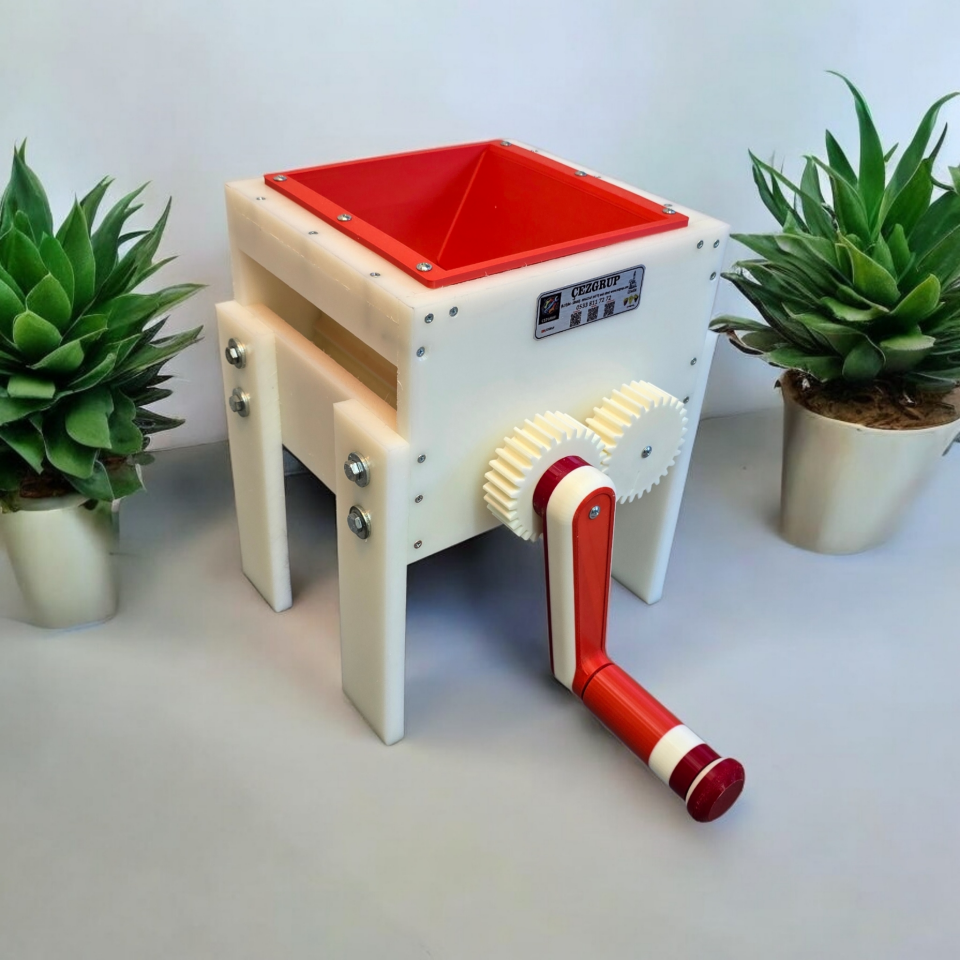 Manuel, Ayaklı, Polietilen Üzüm Ezme-Patlatma Makinesi