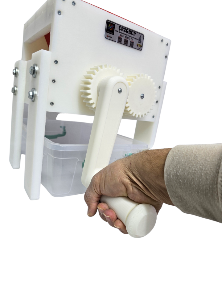 Manuel, Ayaklı, Polietilen Üzüm Ezme-Patlatma Makinesi